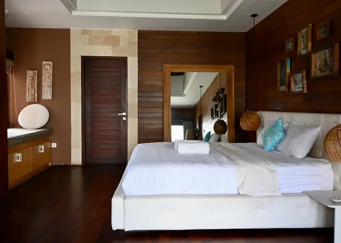 Villa Fortune : 525m2 5 Bedrooms Private Pool Jimbaran